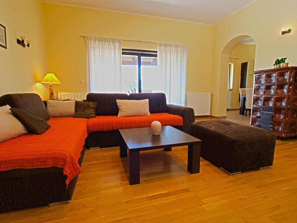 Apartments Milio 1105 ฟาชานา ภายนอก รูปภาพ