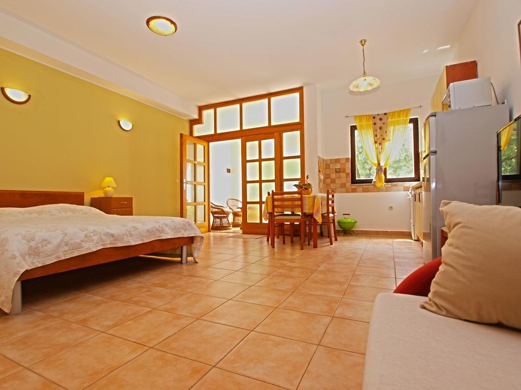 Apartments Milio 1105 ฟาชานา ภายนอก รูปภาพ