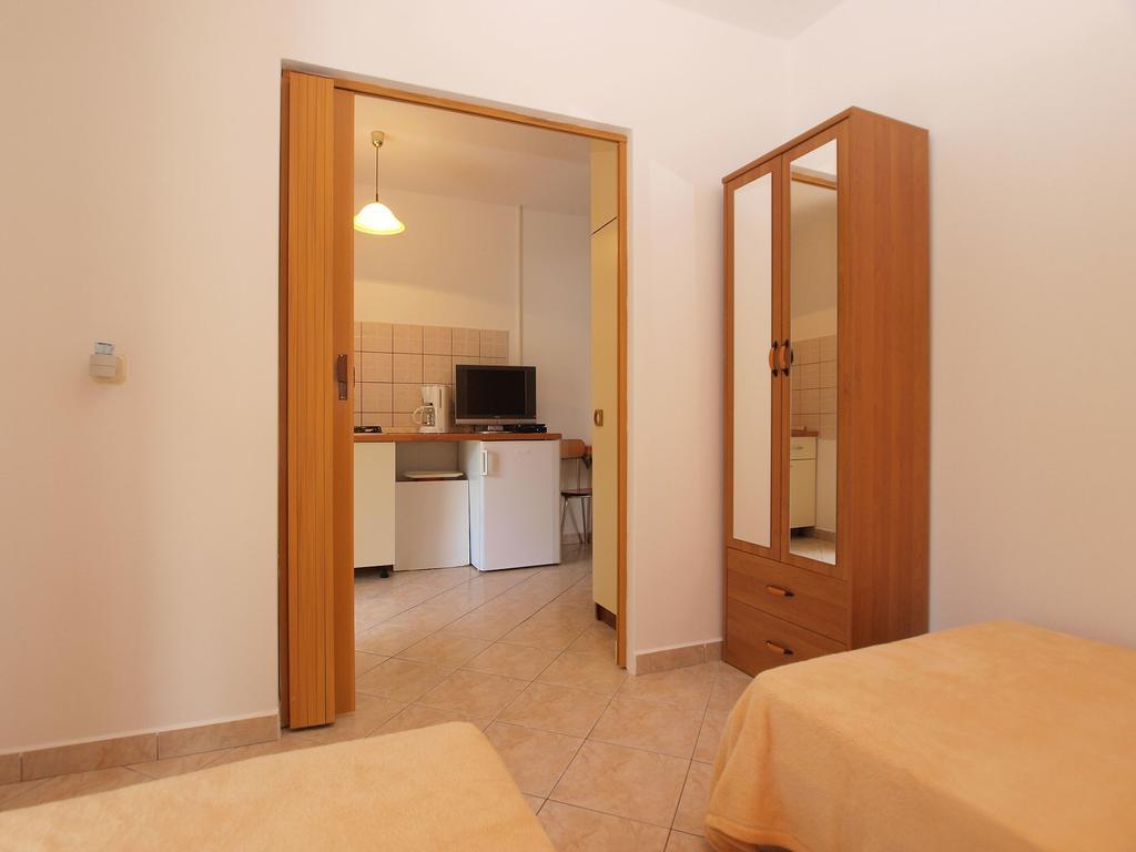 Apartments Milio 1105 ฟาชานา ภายนอก รูปภาพ